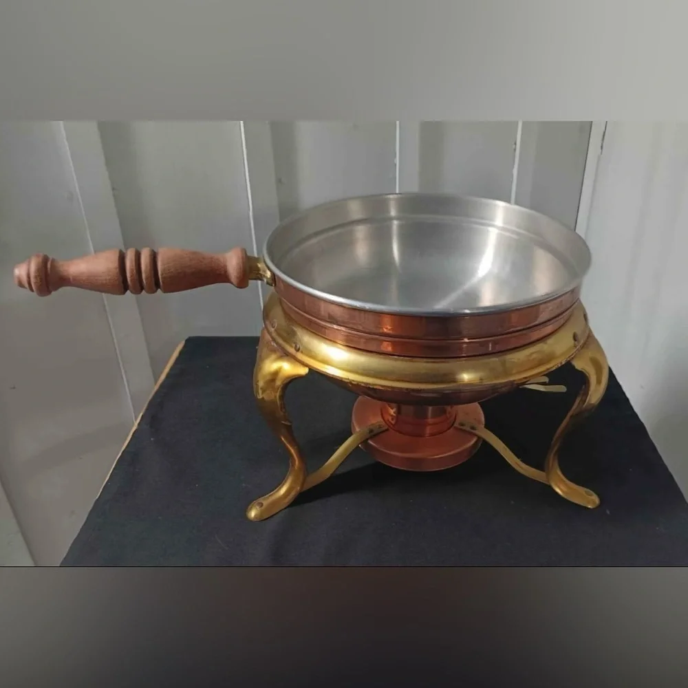 Vtg Copper & Brass Chafing Dish / Fondue Set w/ Burner, Lid & Handle  Tableware